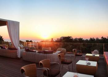 Rooftop Lounge